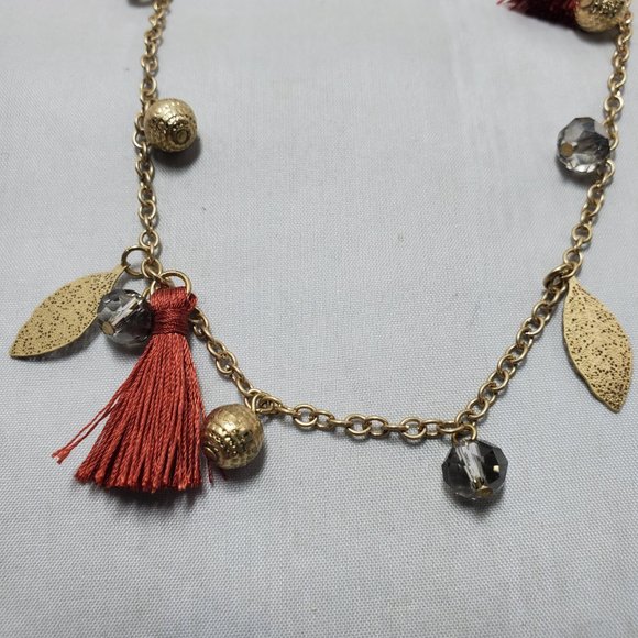 Spring Street orange fringe tassel with gold disco ball and leaf necklace - Picture 6 of 8
